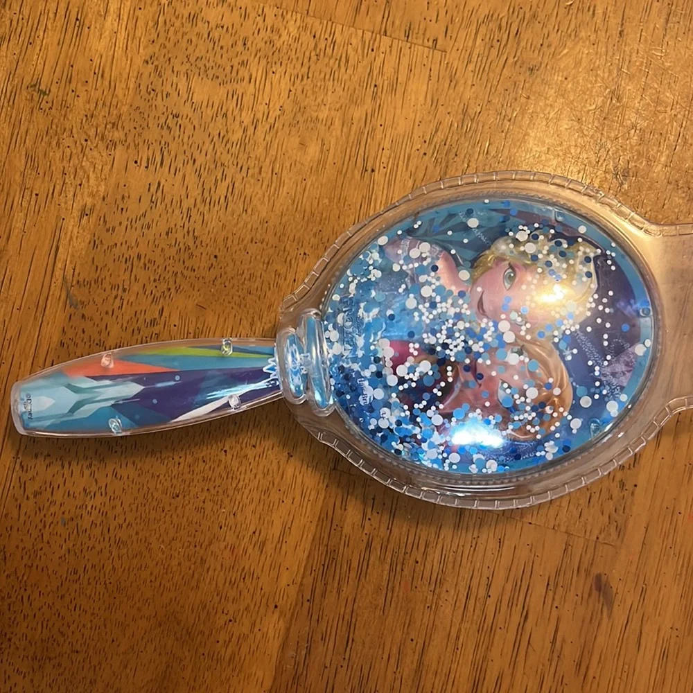 Disney Frozen Anna & Elsa Hair brush NWT